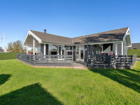 Holiday Home Sylvana - 400m from the sea by Interhome